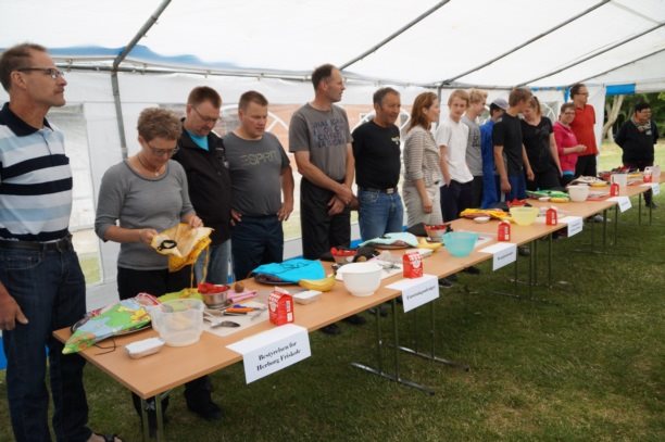 Sportfest i Herborg 2014. Deltagerne i den store foreningsdyst. Foto: Preben Hamborg